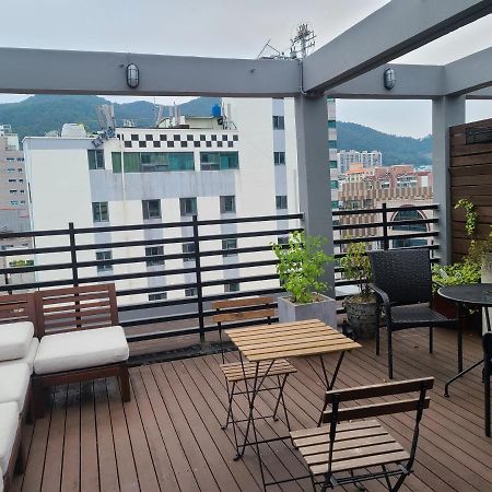 Jinwoo Prestige Hotel Кодже Экстерьер фото