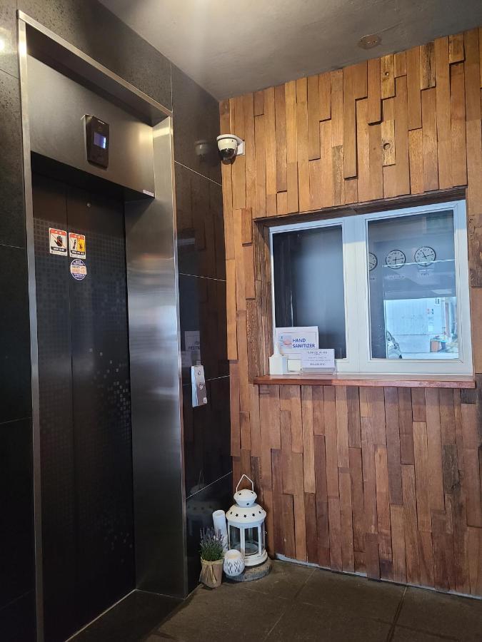 Jinwoo Prestige Hotel Кодже Экстерьер фото