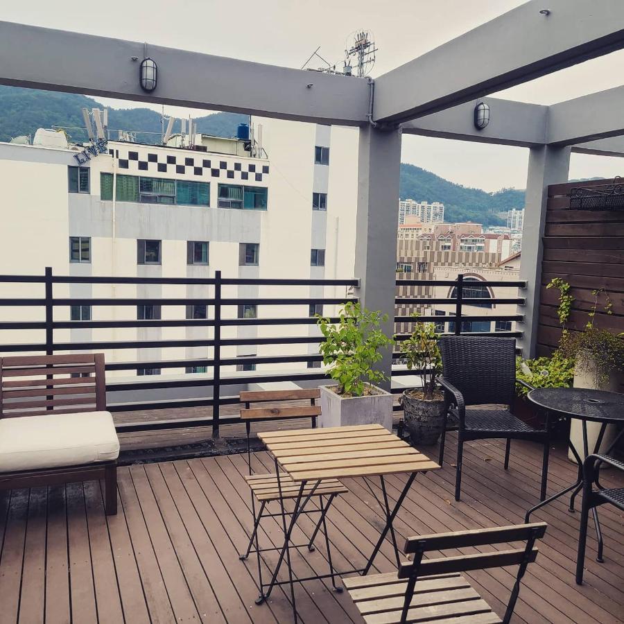 Jinwoo Prestige Hotel Кодже Экстерьер фото
